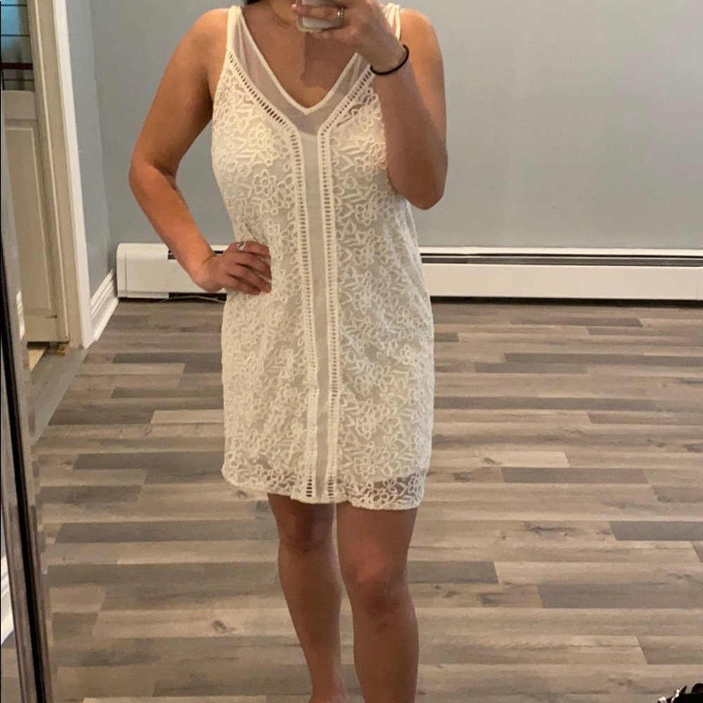 White lace Abercrombie shift dress